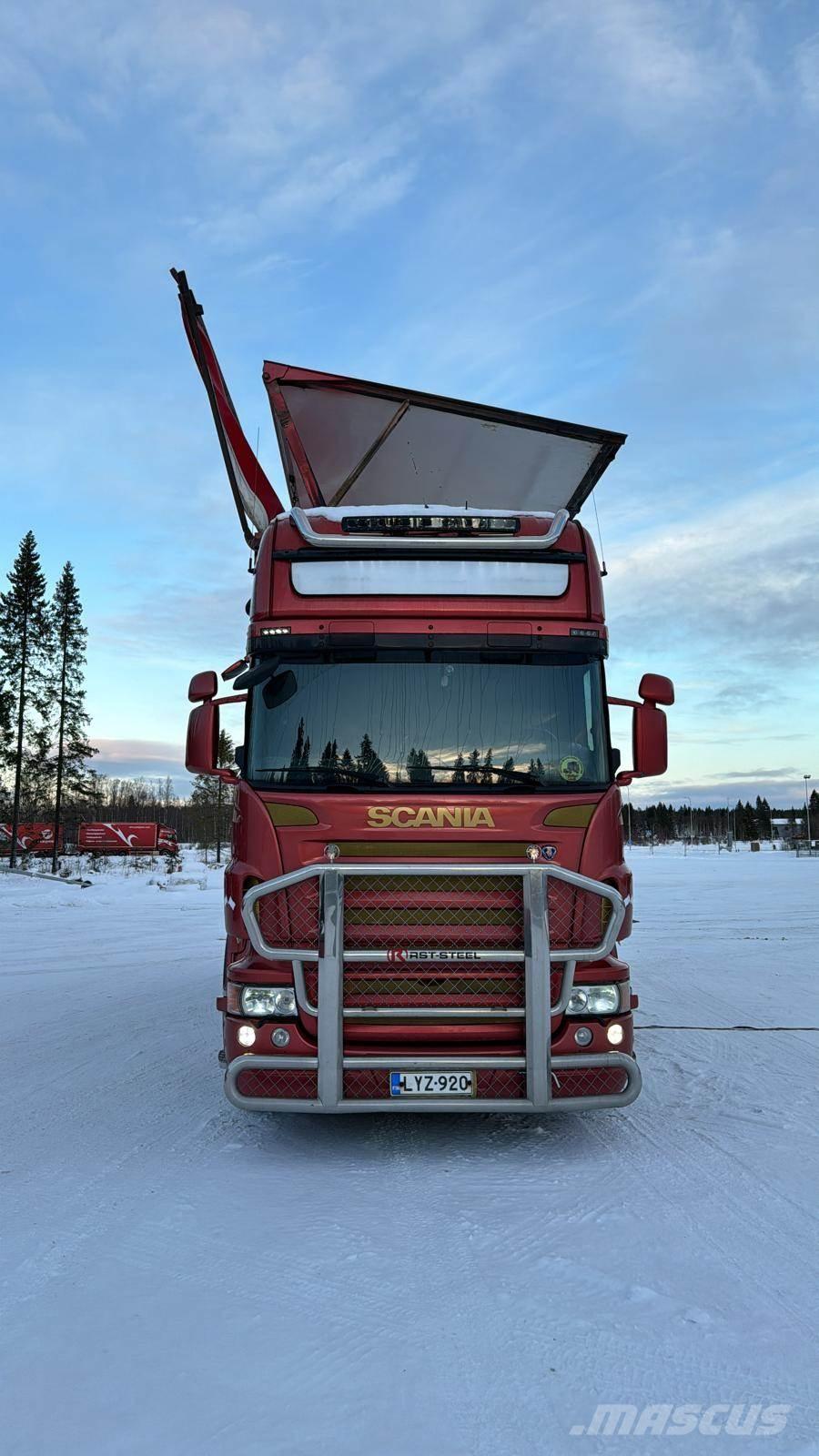 Scania R560 Камиони за дървени стърготини
