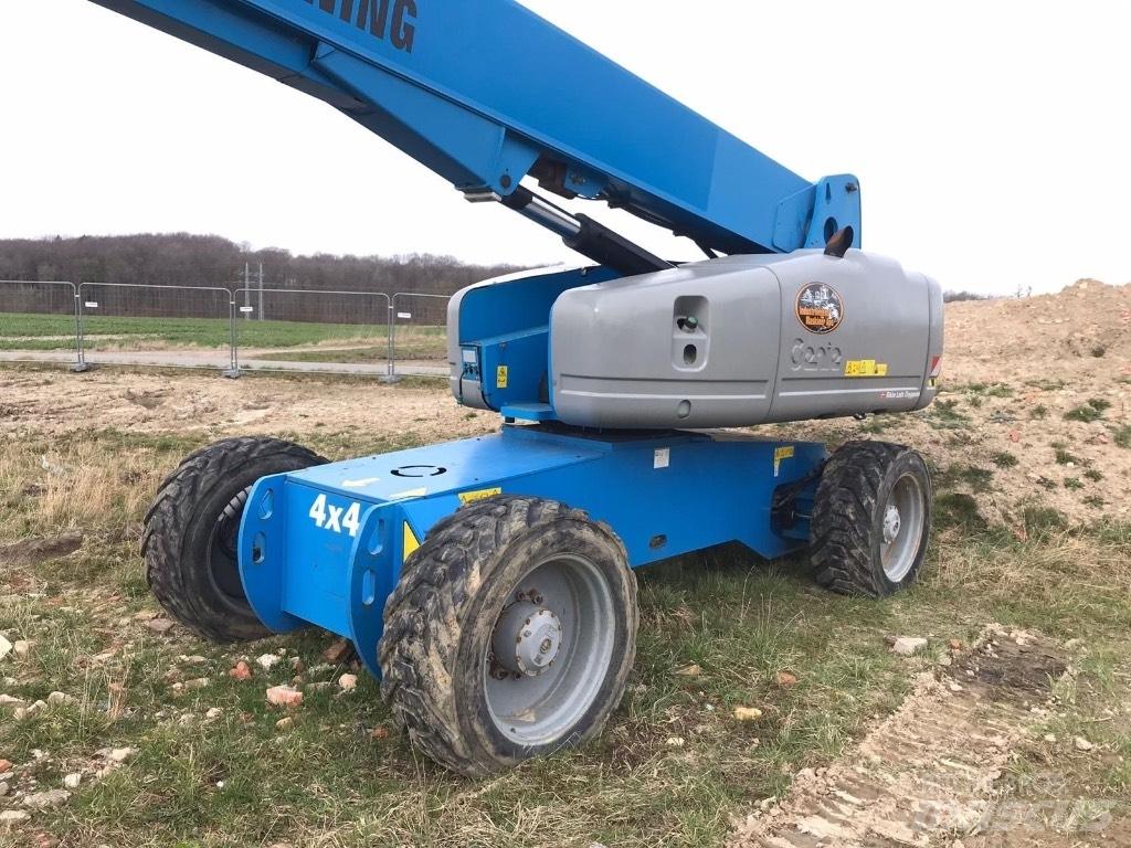 Genie S 125 Телескопични повдигачи
