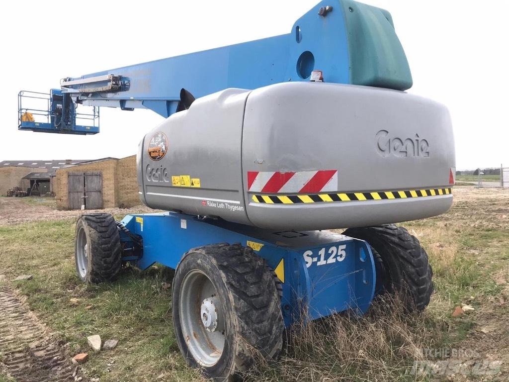 Genie S 125 Телескопични повдигачи
