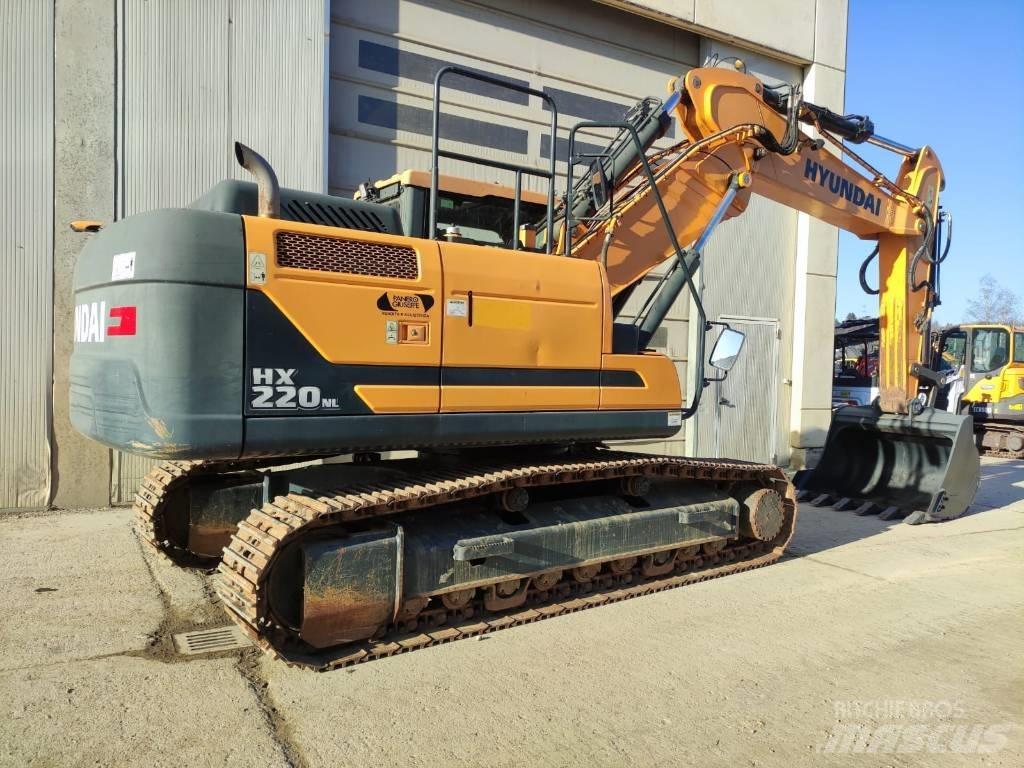 Hyundai HX220NL Верижен екскаватор