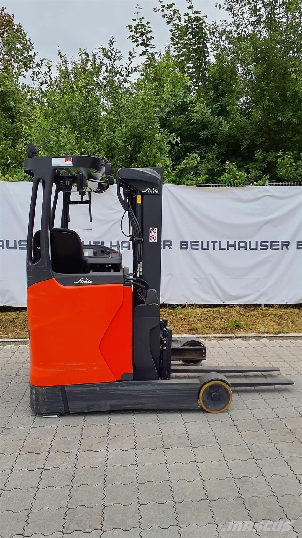 Linde R14B Ретрак/ Високоповдигач с изместване на вилката напред