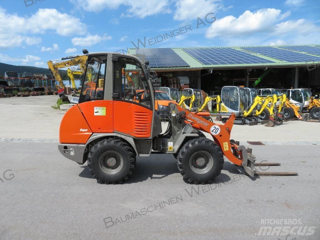 Atlas AR 35 Колесни товарачи