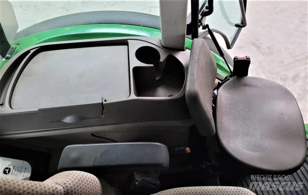 John Deere 5100 M Трактори