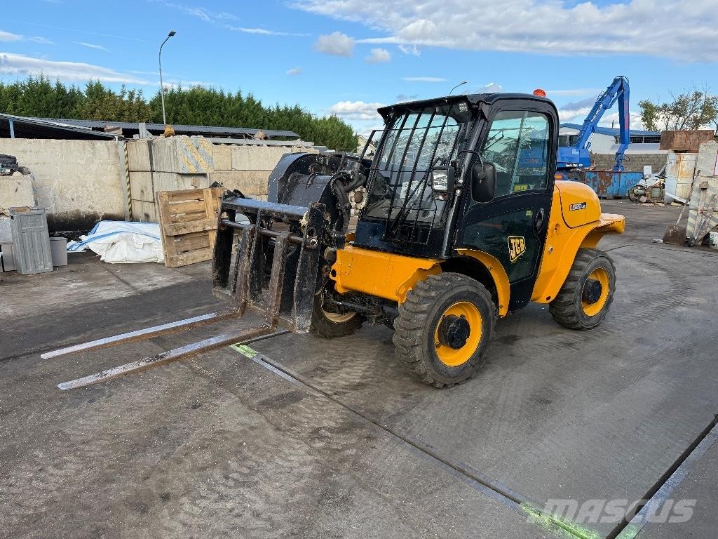 JCB 520-40 Телескопични товарачи