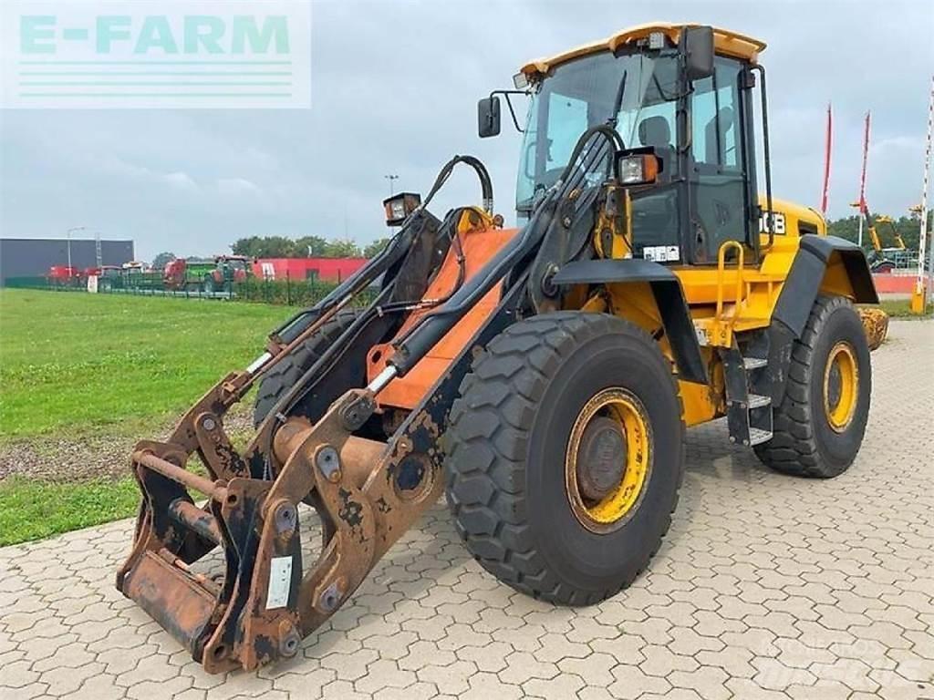 JCB 426e agri ht Мини екскаватори < 7 т