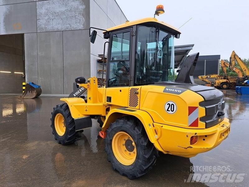 Volvo L 35 G Колесни товарачи