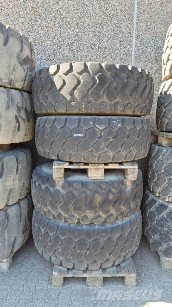 Michelin 17.5R25 XHA Колелета/Гуми