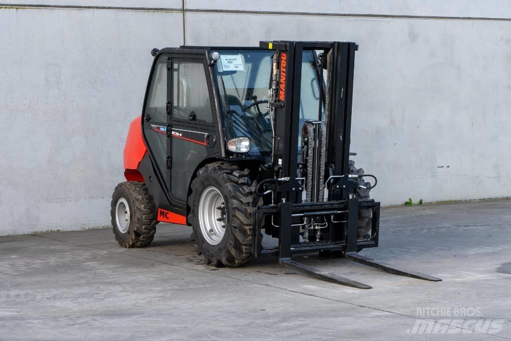 Manitou MC 25-4 Вилични кари-повдигачи - други