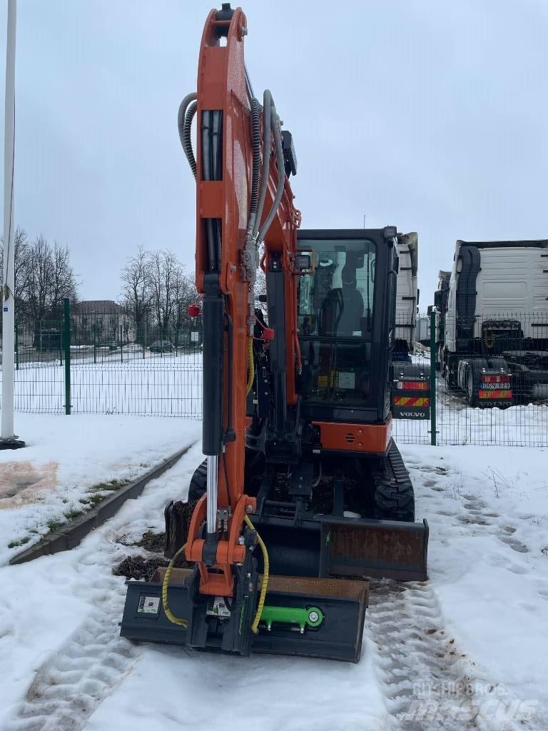 Hitachi ZX 38 U-6 Мини екскаватори < 7 т