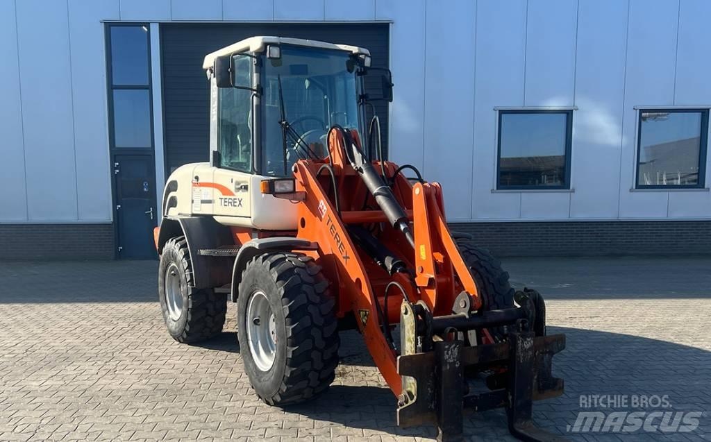 Schaeff SKL 844 Колесни товарачи