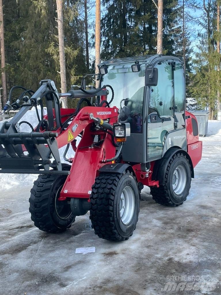 Weidemann 1380 Многофункционални товарачи