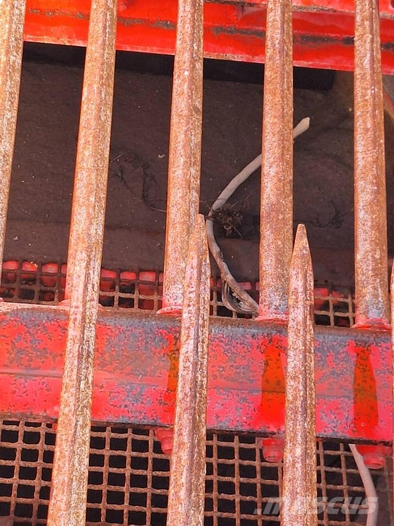 Finlay 870 Мобилни скрийнери
