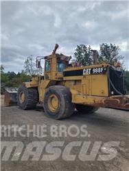 CAT 988 F Колесни товарачи