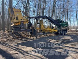 John Deere 437 D Товарачи с наклонена стрела
