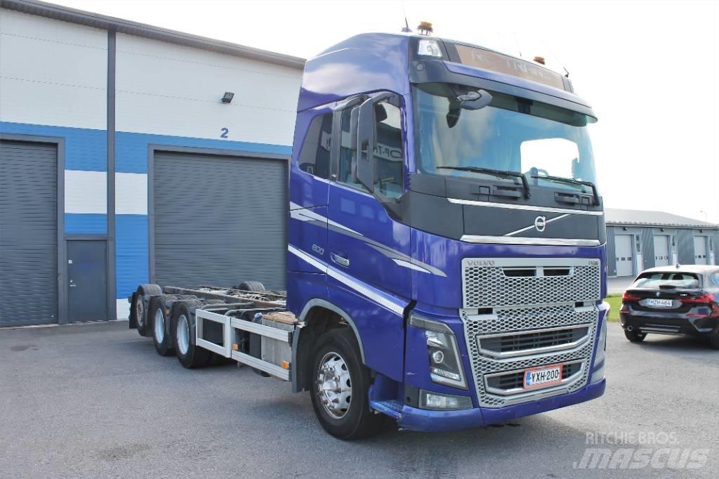 Volvo FH16 600  8x4*4 Шаси кабини