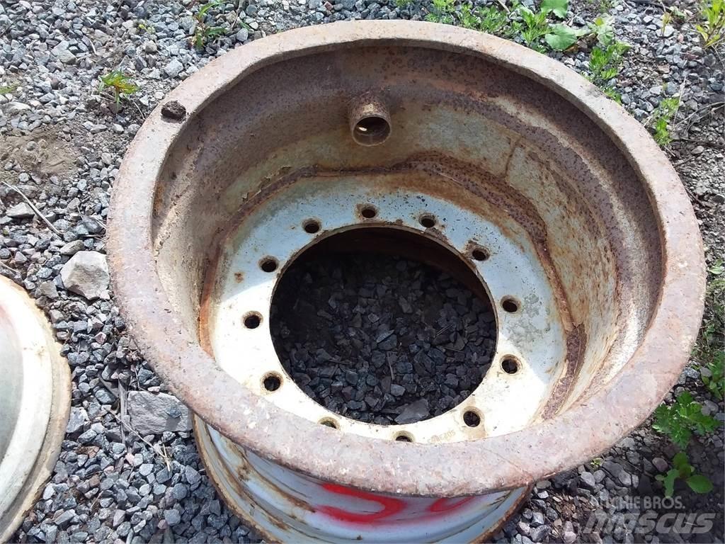 Valmet 860 20x26,5 Гуми