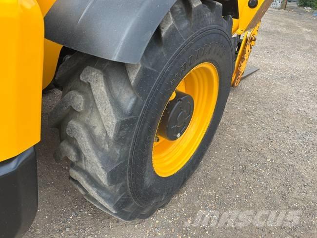JCB 540-140 Телескопични товарачи