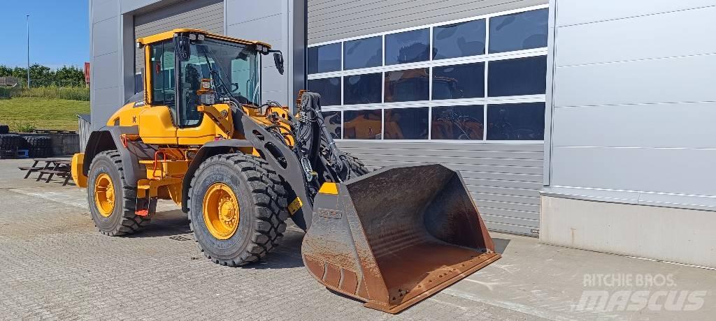 Volvo L 90 H Колесни товарачи