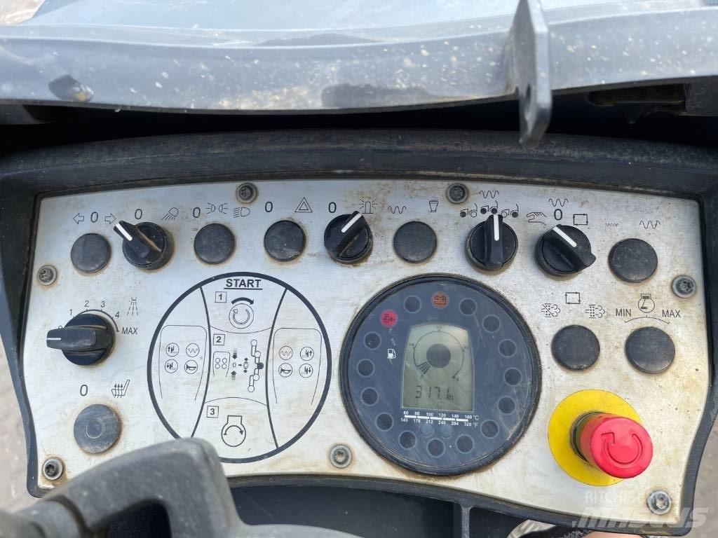 Bomag BW 120 AD-5 Двойни барабанни ролки
