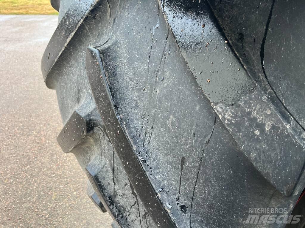 Fendt 724 Profi Plus Трактори