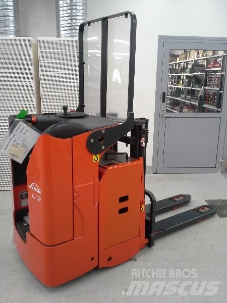 Linde L12LS-03 Самоходни товарачи
