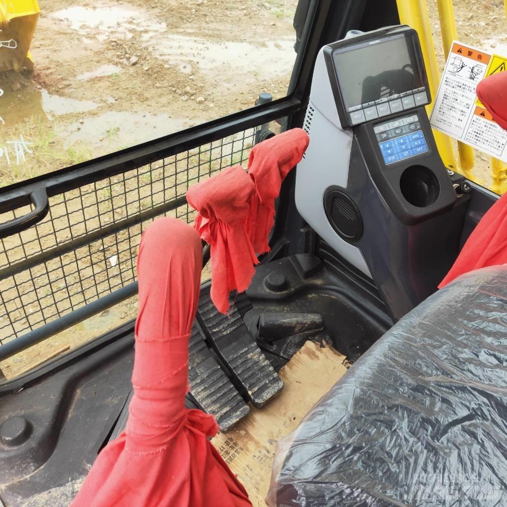 Komatsu PC200-8 Верижен екскаватор