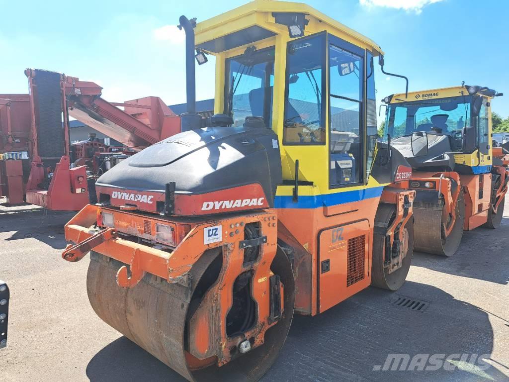 Dynapac CG 233 HF Двойни барабанни ролки
