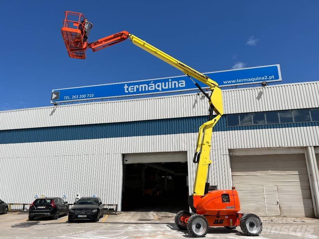 JLG 600 AJ Съчленени стрелови подемници
