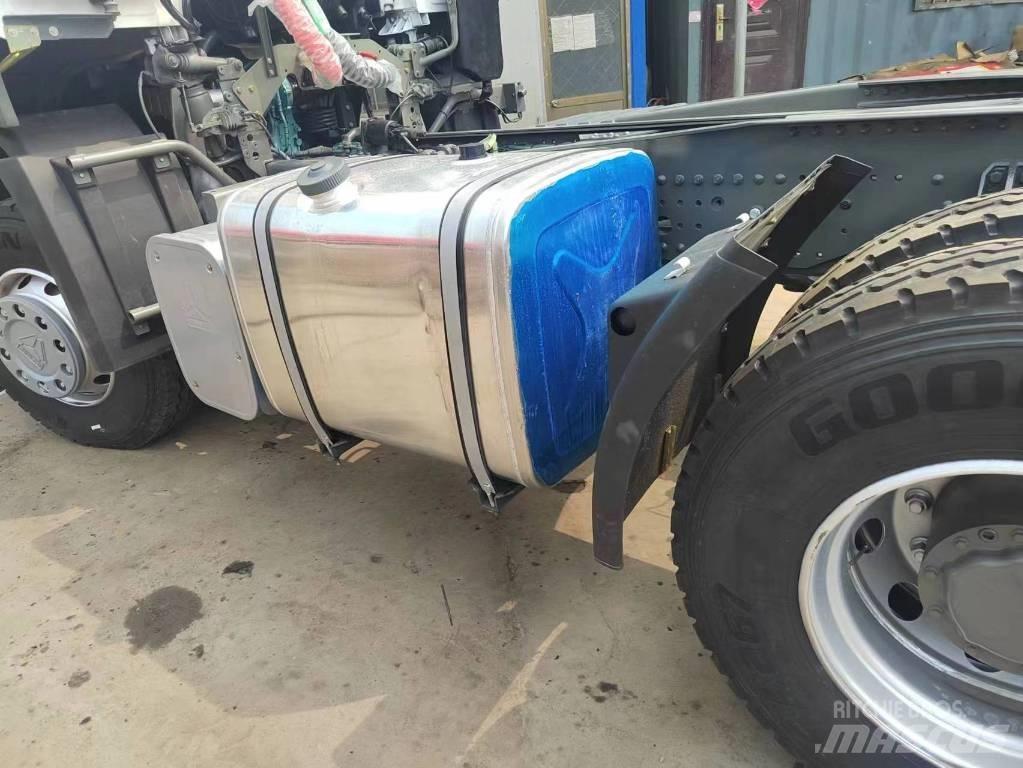 Howo Tractor  420 Влекачи