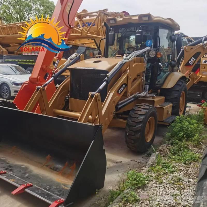 CAT 420 f2 Товарач със заден ексватор