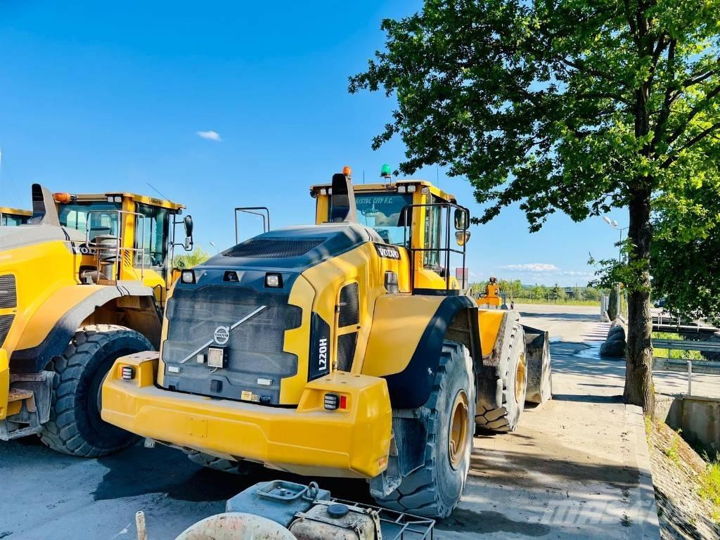 Volvo L 220 H Колесни товарачи