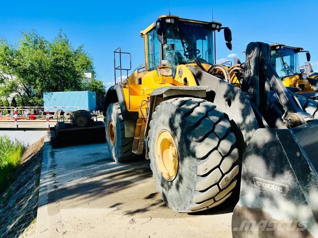 Volvo L 220 H Колесни товарачи