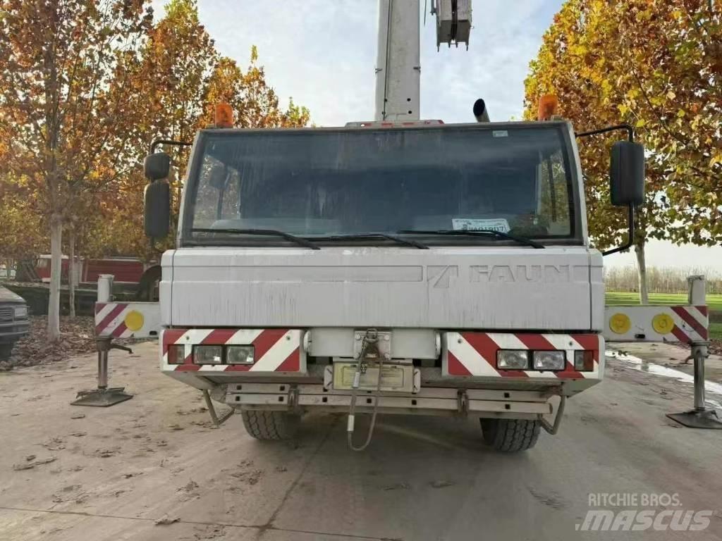 Tadano Faun ATF 100 Всъдеходни кранове