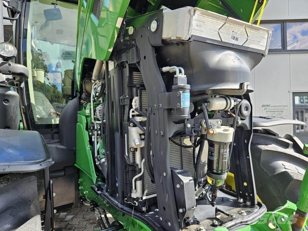 John Deere 6R195 Трактори