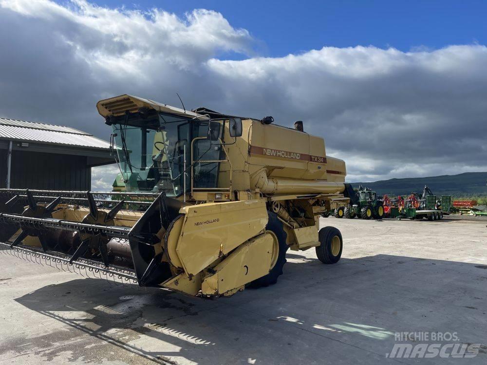 New Holland TX 34 Комбайни