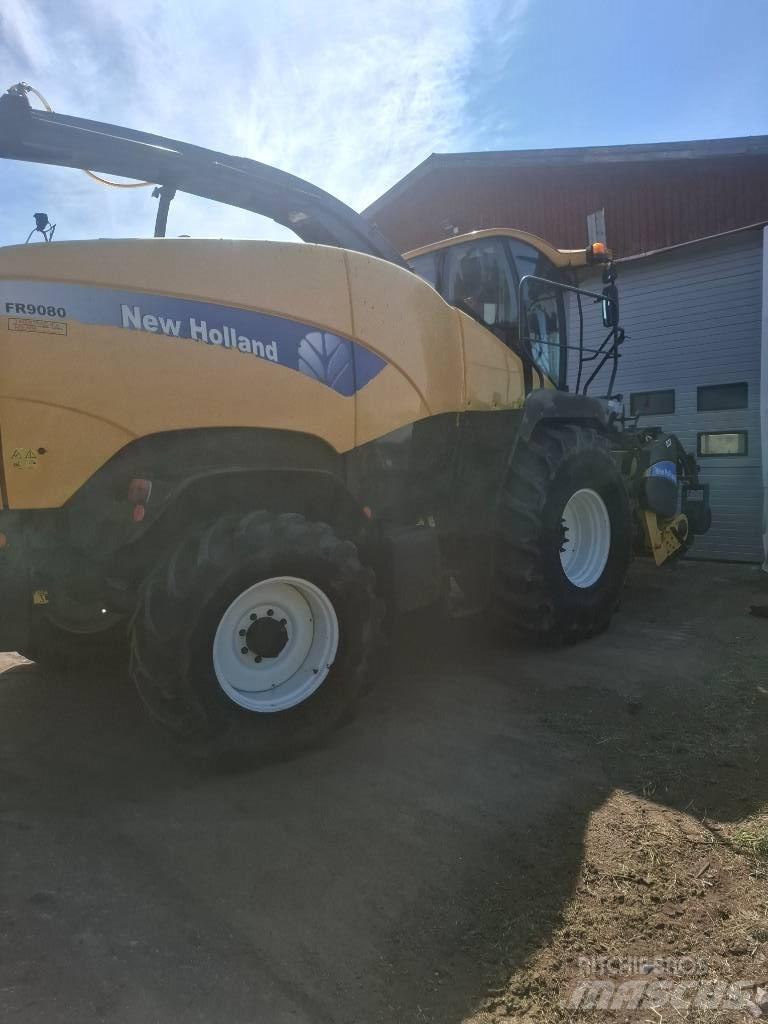 New Holland FR 9080 Самоходни фуражири
