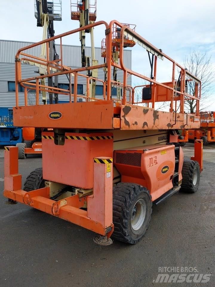 JLG 4394RT Ножични работни платформи