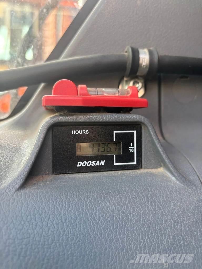 Doosan DX225LC-7 Верижен екскаватор
