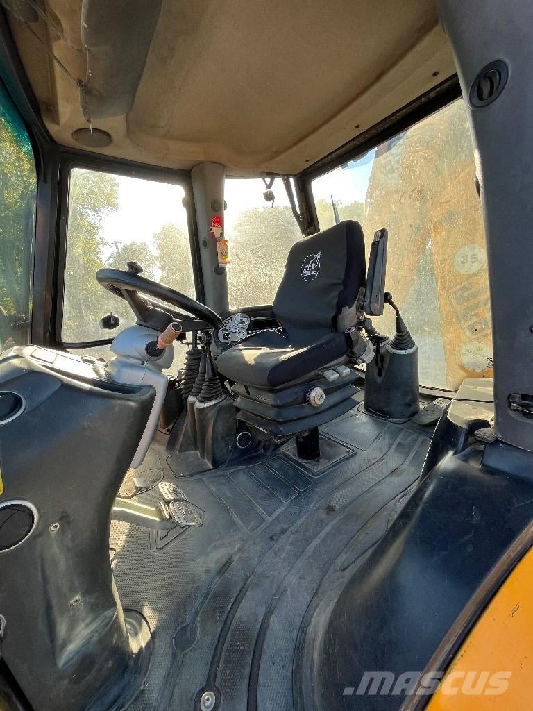 JCB 4 CX Товарач със заден ексватор