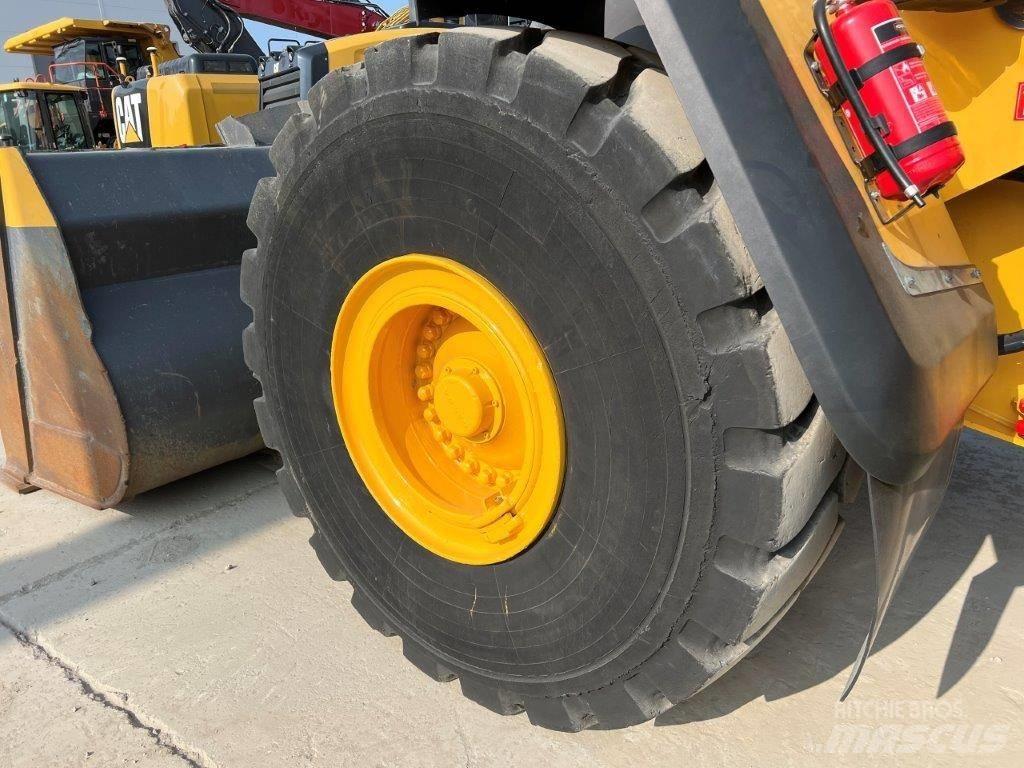 Volvo L180H Колесни товарачи