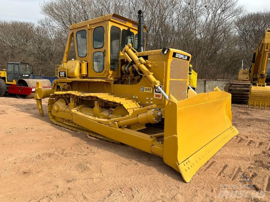 CAT D 7 G Верижни булдозери
