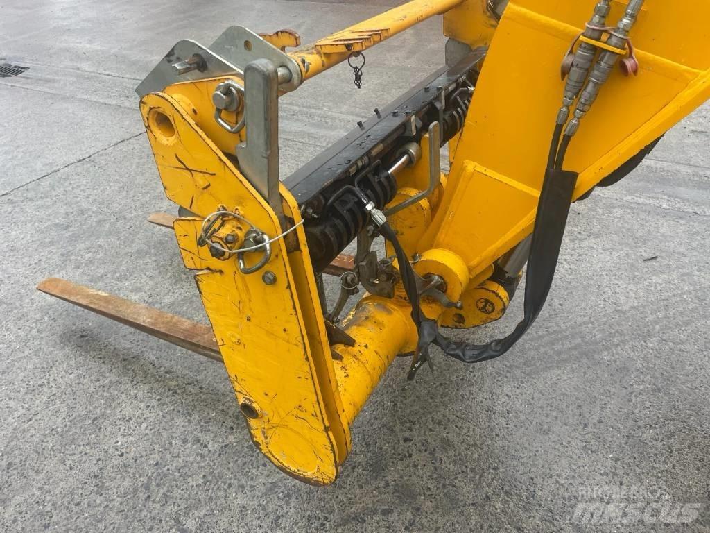 JCB 540-140 Телескопични товарачи