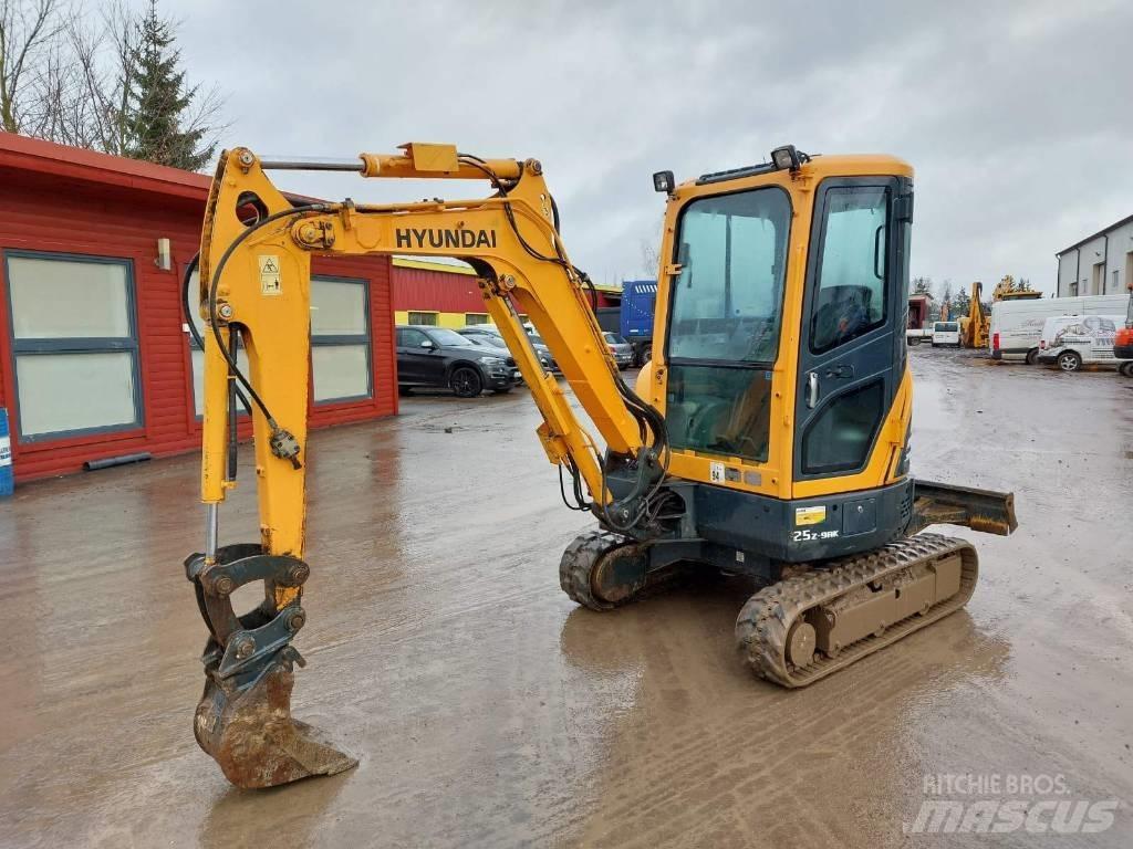 Hyundai R25Z-9AK Мини екскаватори < 7 т