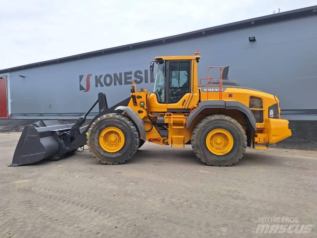 Volvo L110H VAAKA, YM Колесни товарачи