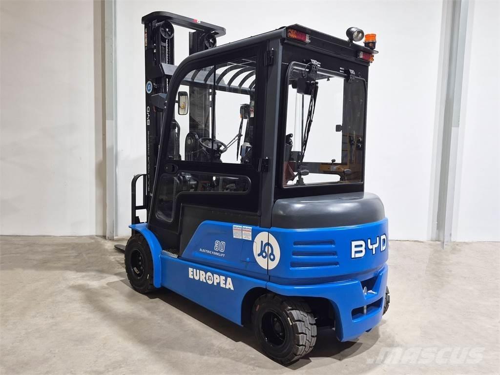 BYD ECB30C Електрически вилични кари-повдигачи