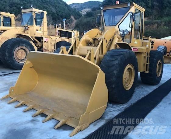 CAT 966 Колесни товарачи