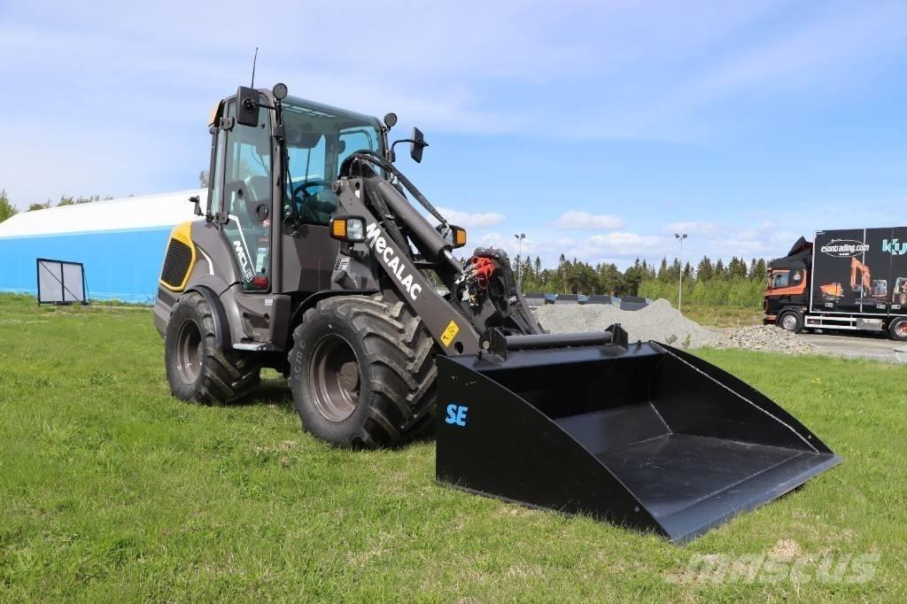 Mecalac MCL8 Колесни товарачи