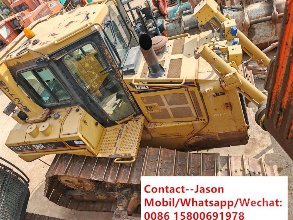 CAT D 6 R LGP Верижни булдозери
