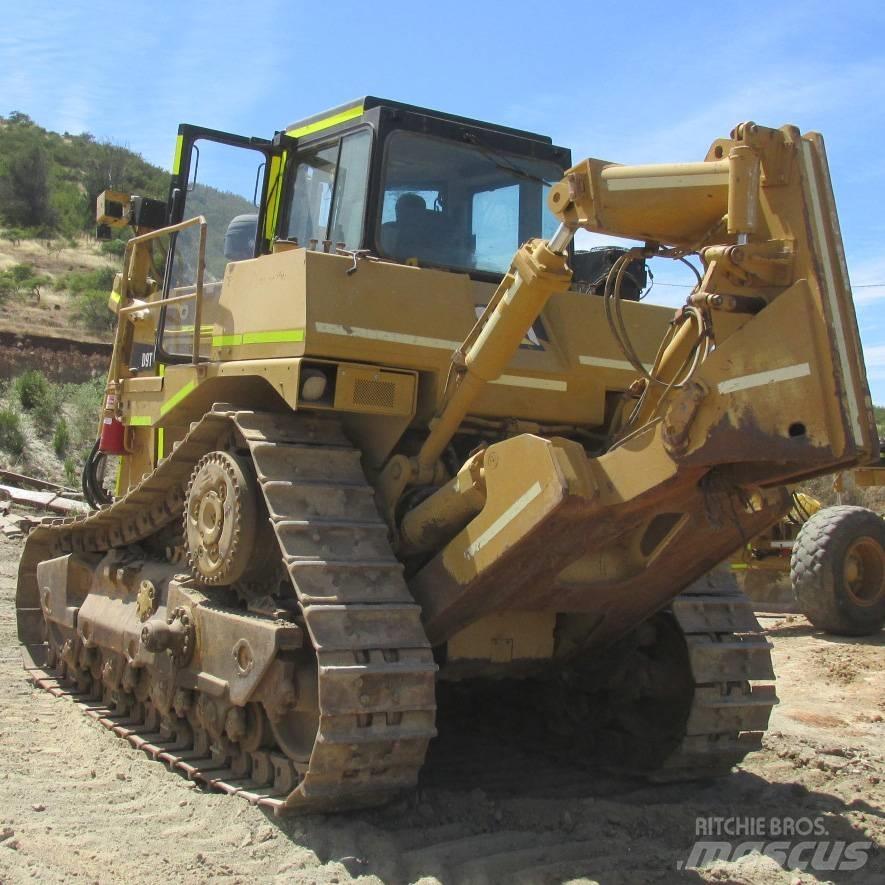 CAT D 9 T Верижни булдозери
