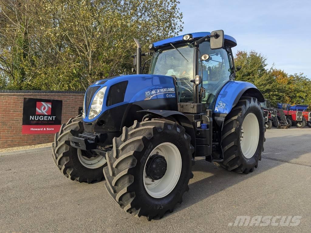 New Holland T 7.210 Трактори